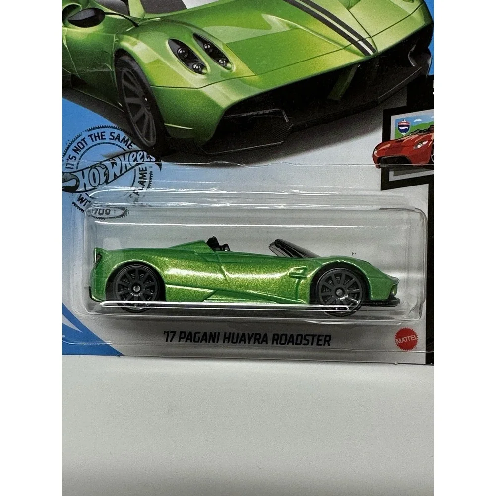 Hot Wheels Pagani Huayra Lot Gumball 3000 Premium & 17 Roadster Green Diecast